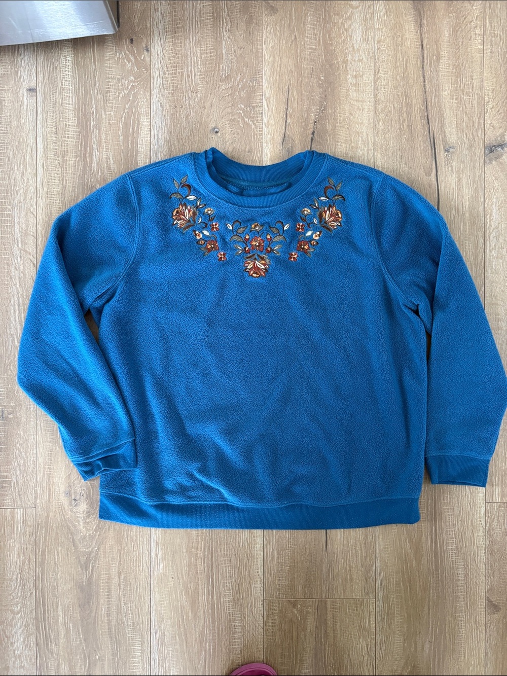 Vintage Tradition Embroidered Fleece Crewneck